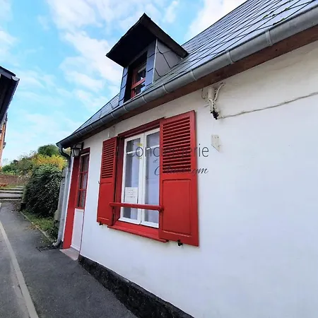 La Maison Du Sentier Дом отдыха